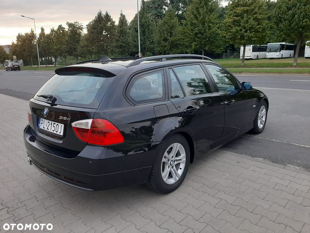 BMW Seria 3 318d - 5