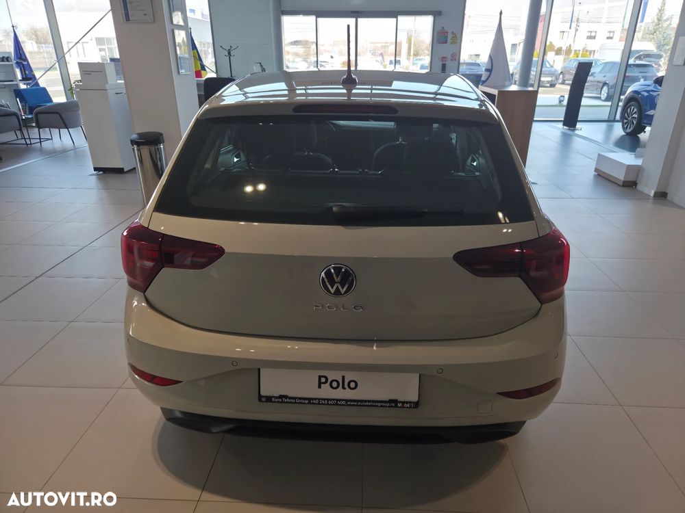 Volkswagen Polo 1.0 MPI Base - 6