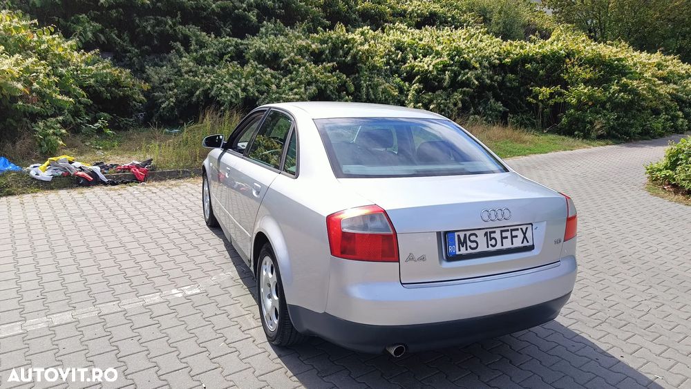 Audi A4 Limuzina - 3