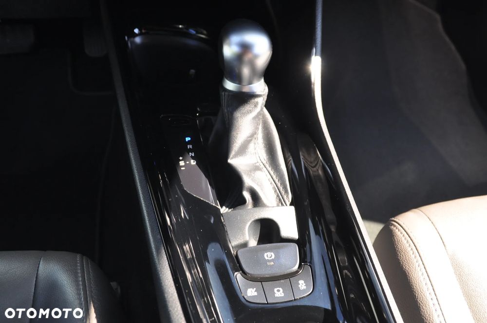 Toyota C-HR - 22