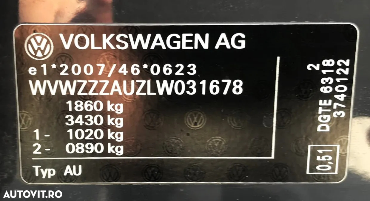 Volkswagen Golf 1.6 TDI Comfortline - 8