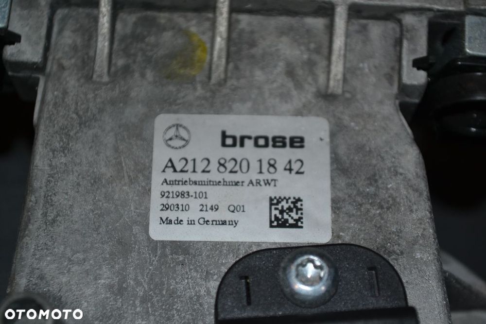 MERCEDES W212 W204 KOMBI MECHANIZM KLAPY DOCIĄG MODUŁ 2128201842 2129004203 - 3