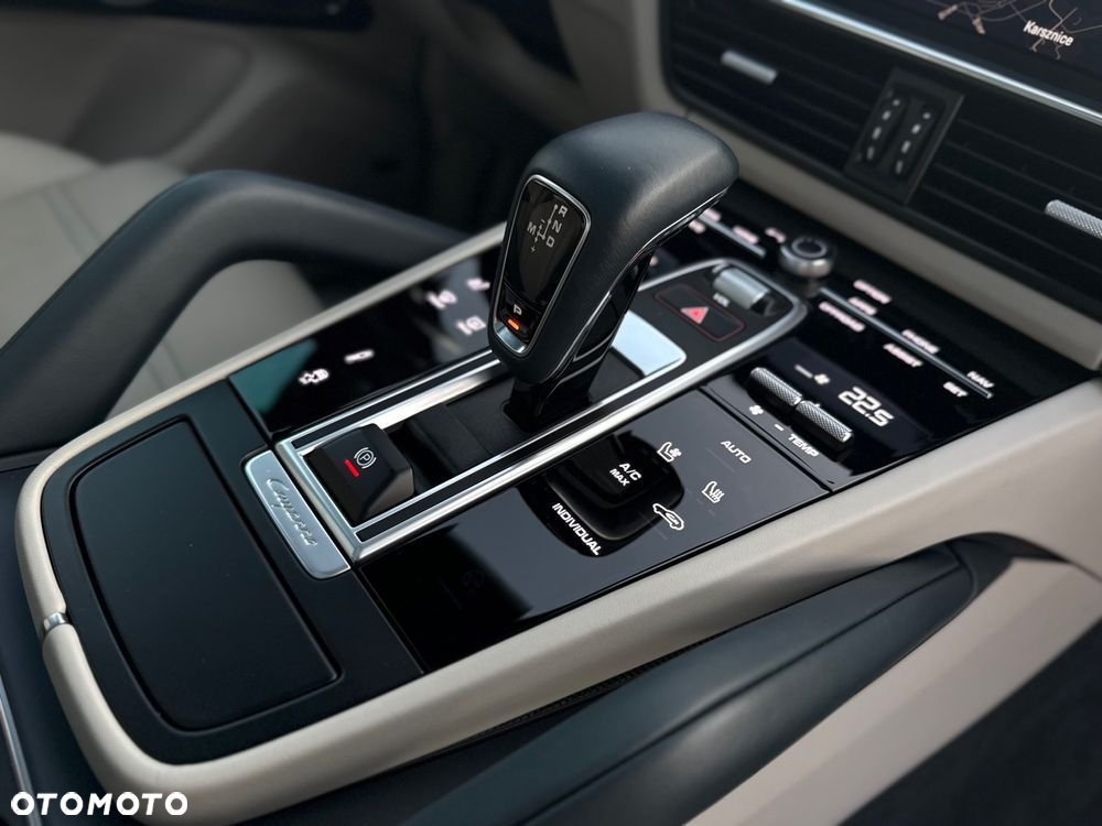 Porsche Cayenne Platinum Edition - 7