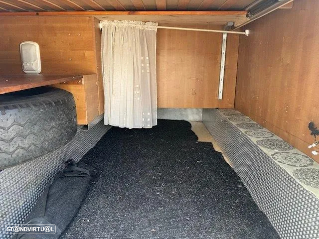 Rapido Serie 9m 985F  Cama Garagem - 9