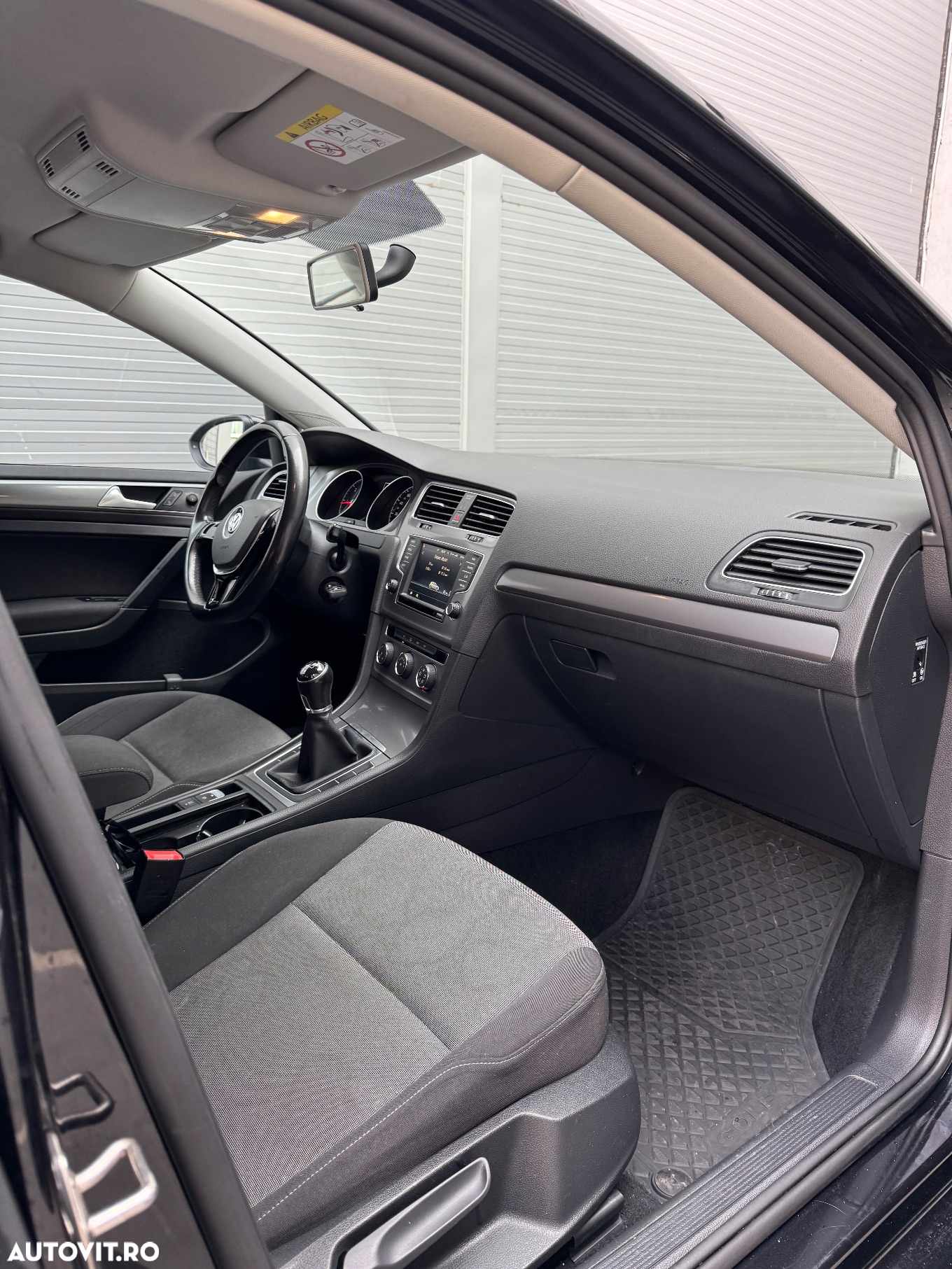 Volkswagen Golf 1.6 TDI (BlueMotion Technology) Comfortline - 13