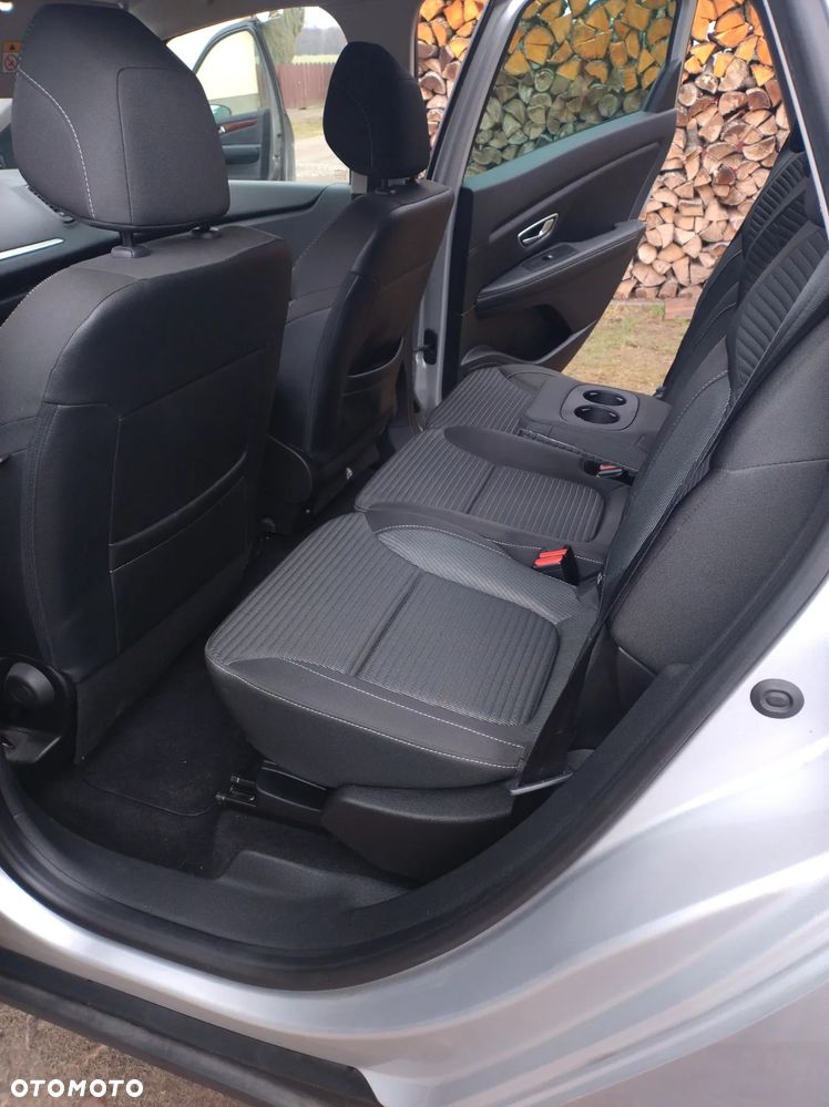 Renault Scenic - 18