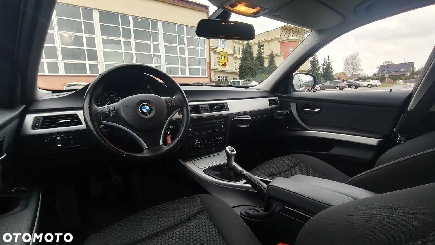BMW Seria 3 318i Touring Edition Lifestyle - 28