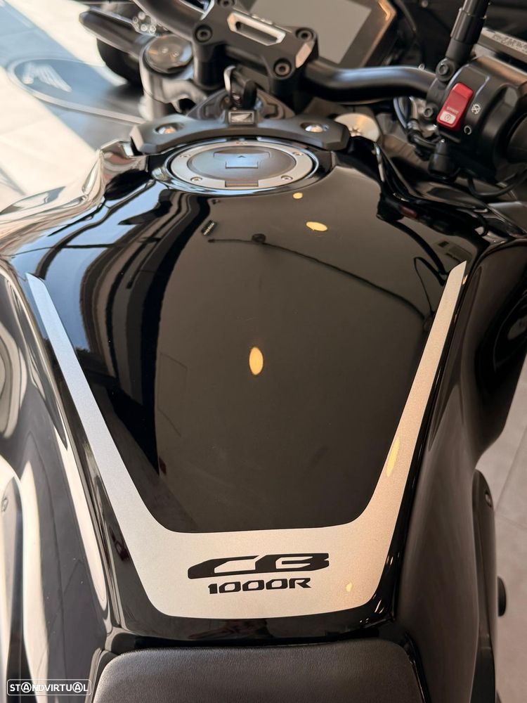 Honda CB 1000R Black Edition - 3