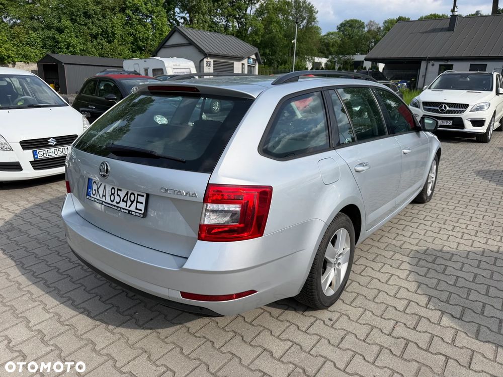 Skoda Octavia 1.6 TDI Ambition - 6