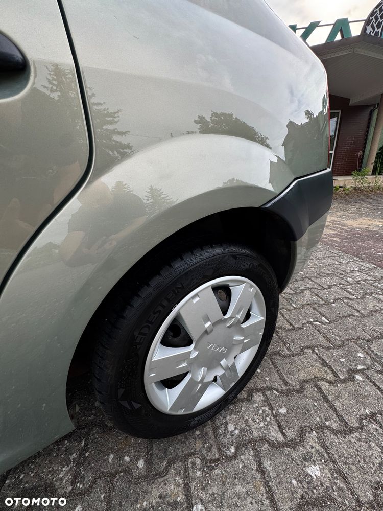 Dacia Logan 1.4 - 17