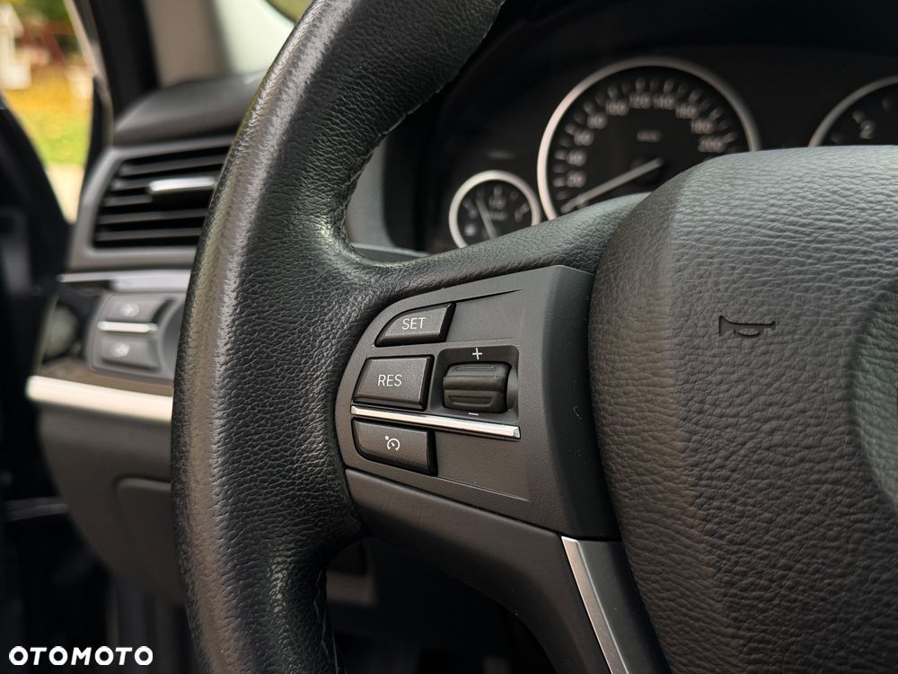 BMW X3 sDrive18d - 17