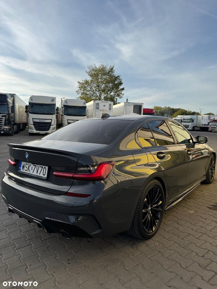 BMW Seria 3 330d xDrive M Sport sport - 3