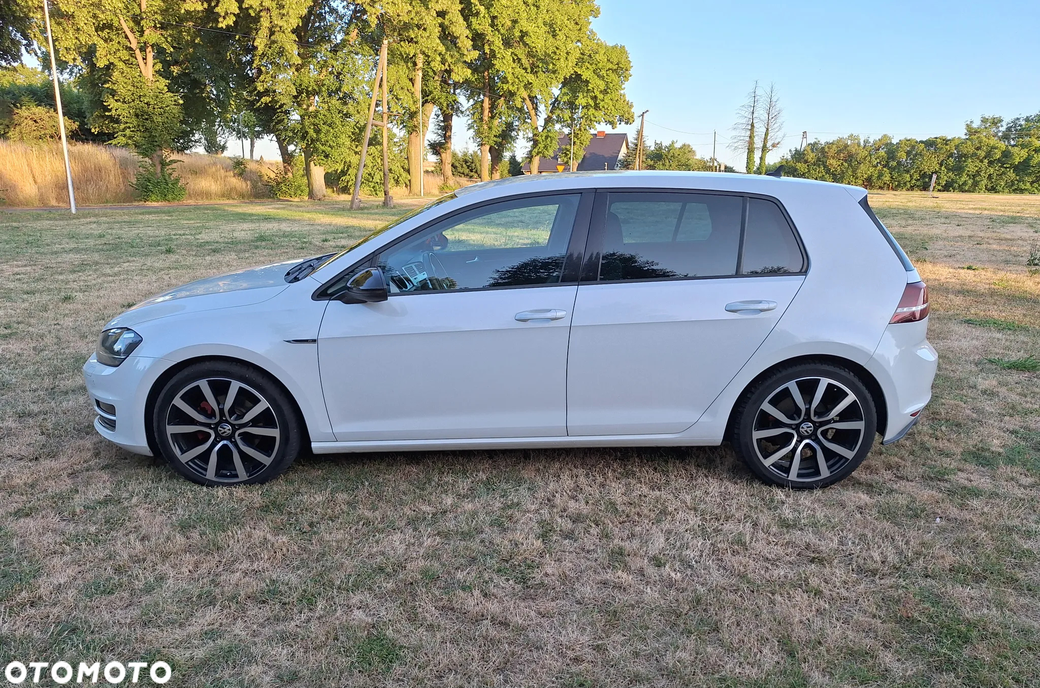 Volkswagen Golf VII 2.0 TDI BMT Highline DSG - 13