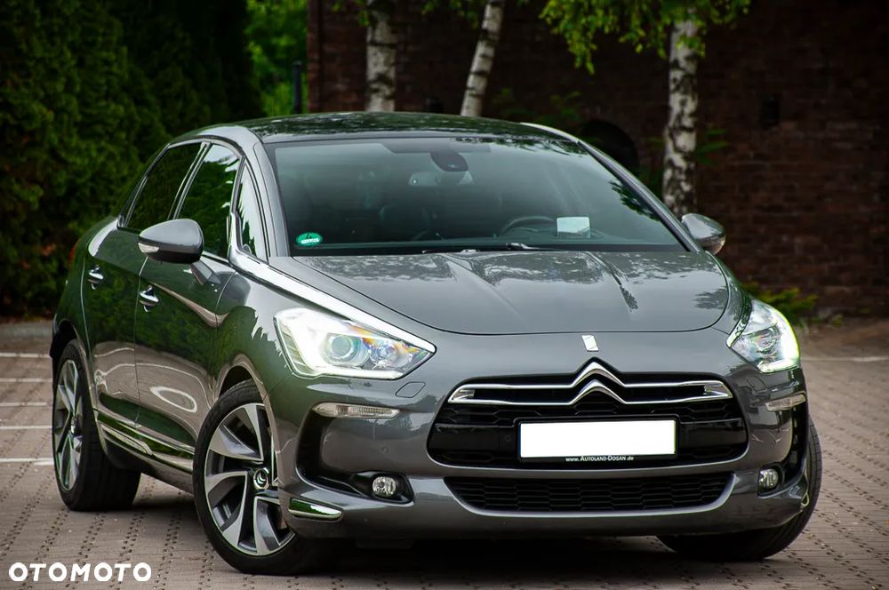 Citroën DS5 BlueHDi 180 SportChic - 1