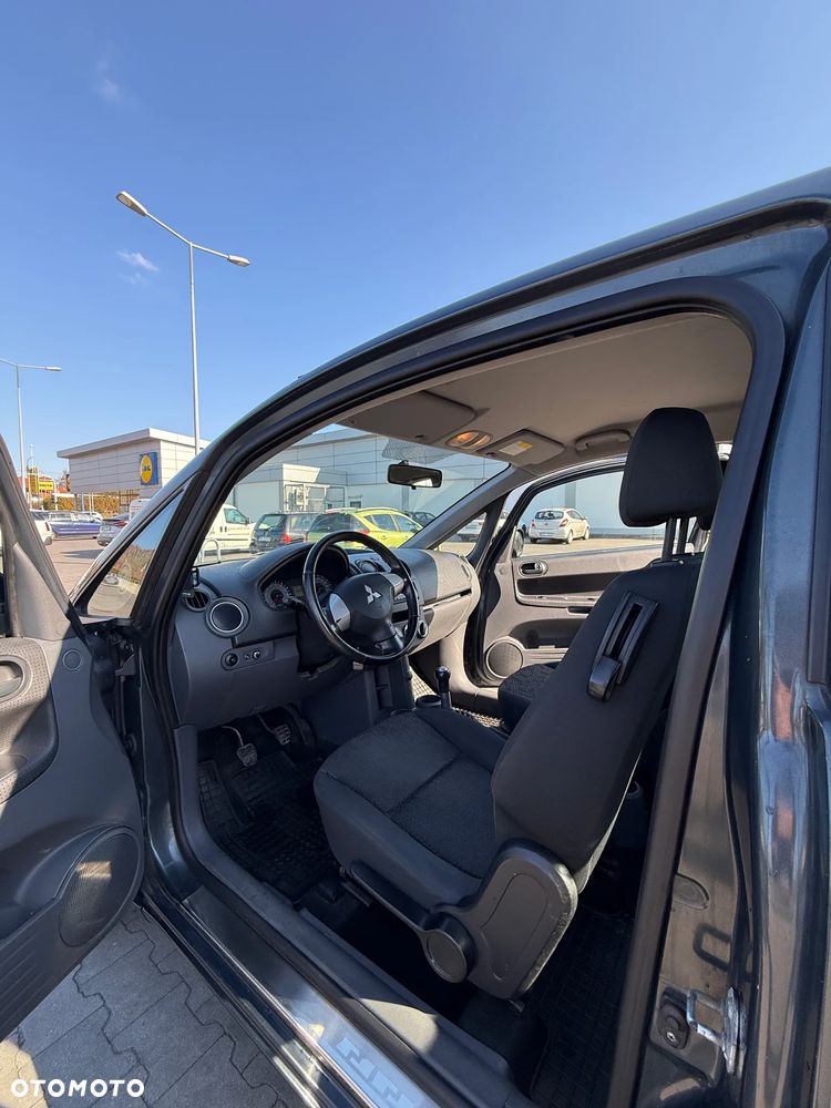 Mitsubishi Colt 1.3 Intense - 9