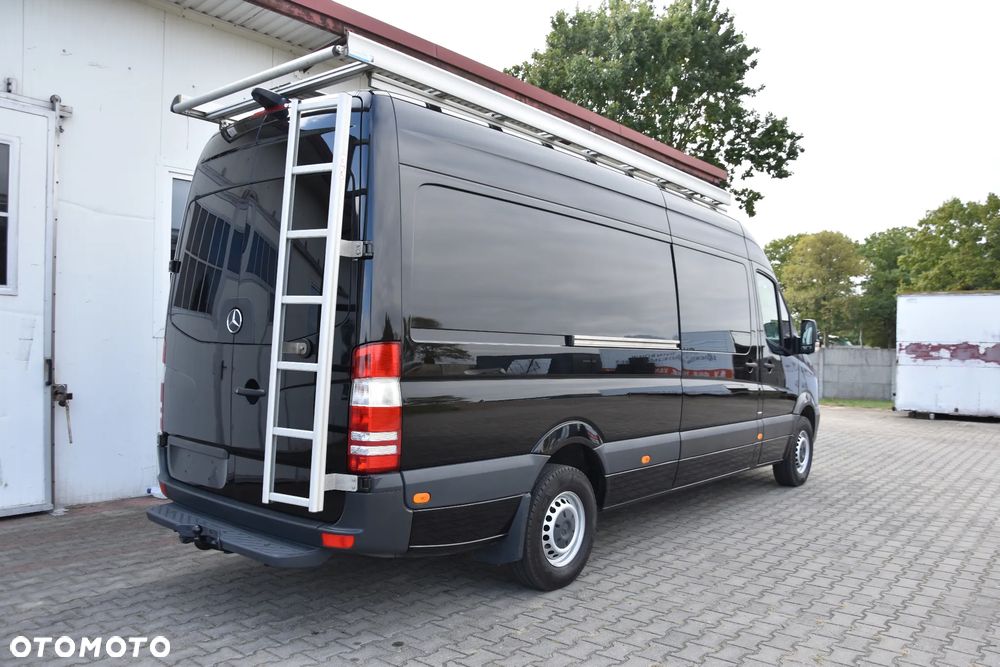 Mercedes-Benz SPRINTER - 4