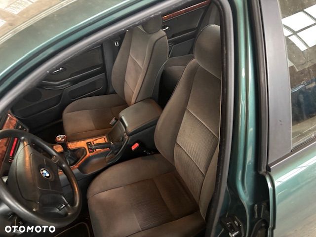 BMW Seria 5 520i - 5