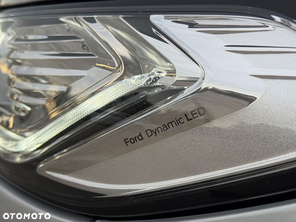 Ford Mondeo 2.0 EcoBlue Titanium - 19