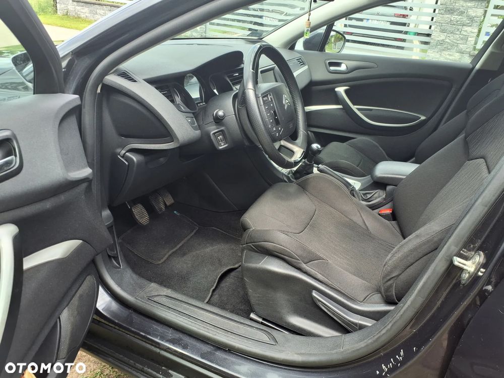 Citroën C5 1.6 HDi Attraction - 9