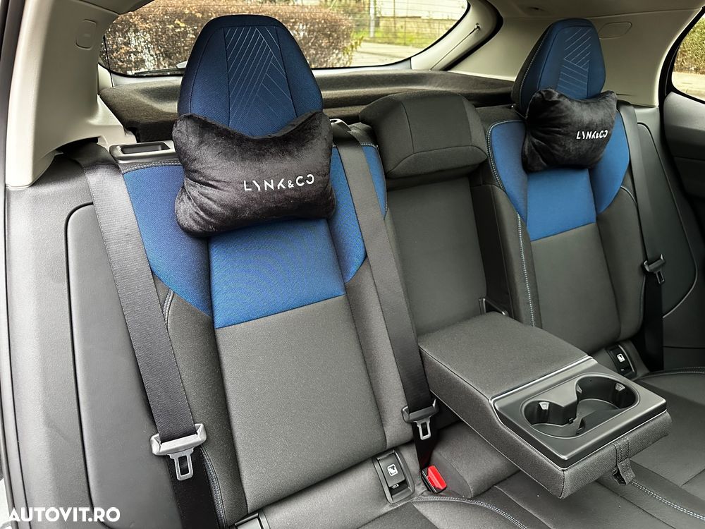 Lynk&Co 01 - 25