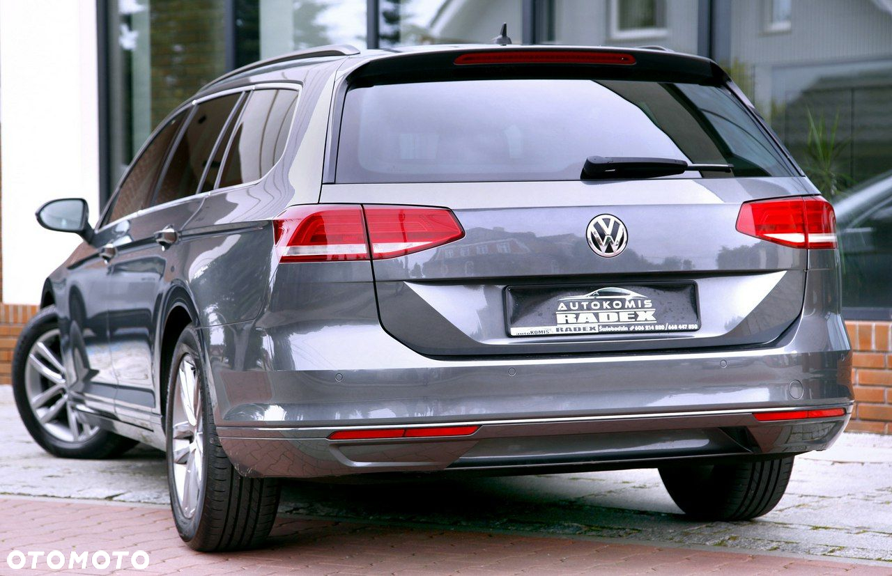 Volkswagen Passat - 22