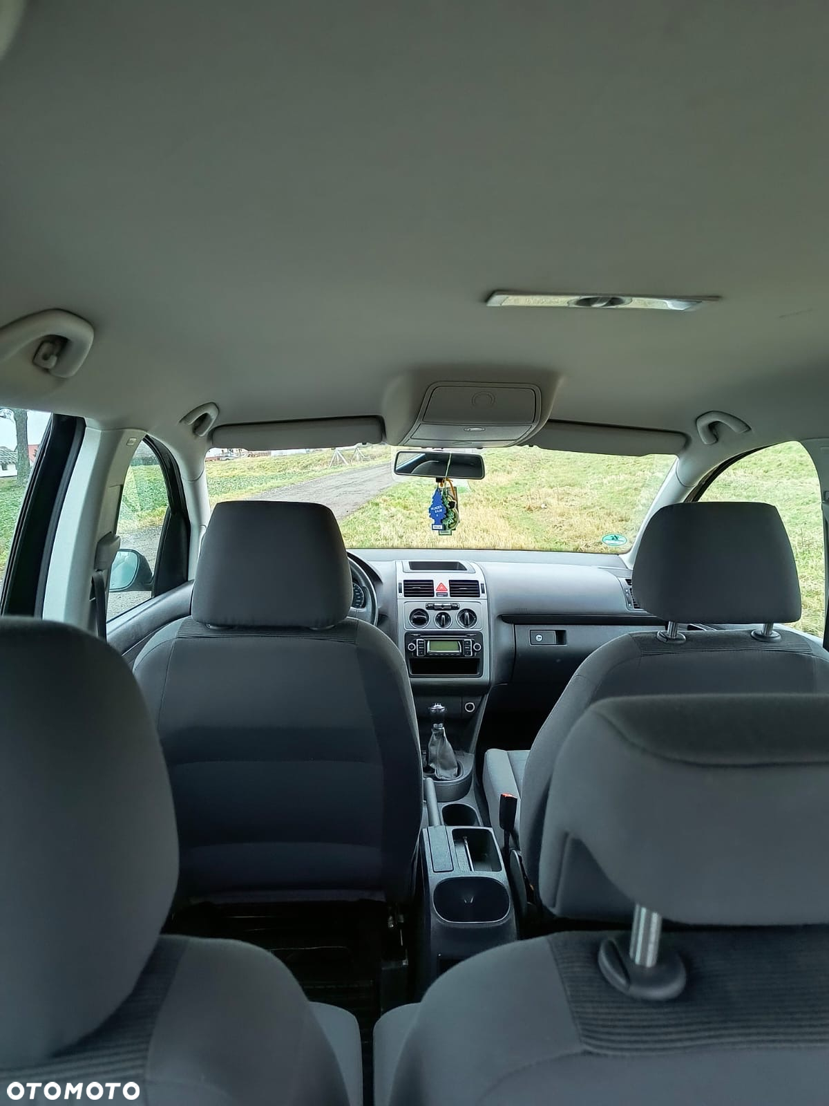 Volkswagen Touran - 6