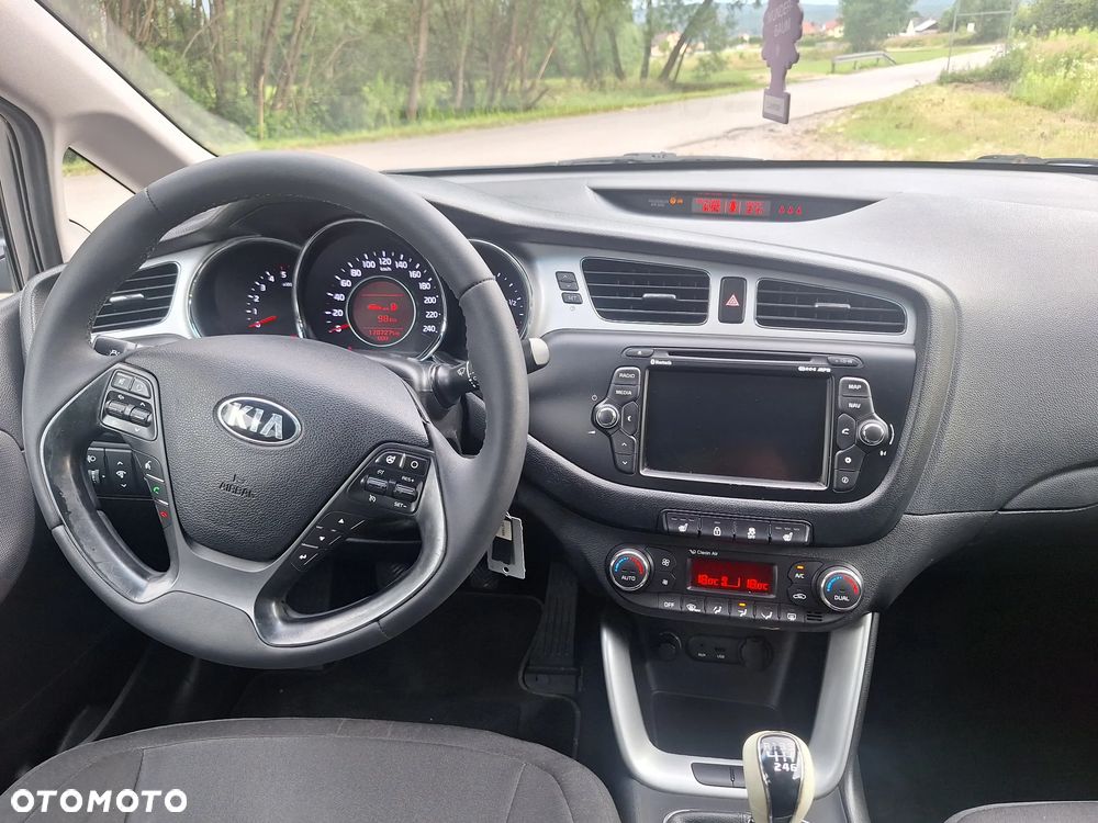 Kia Ceed - 28