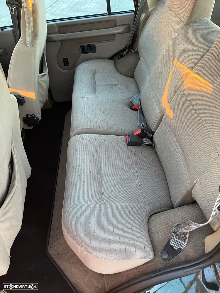 Land Rover Discovery 2.5 TDi - 10