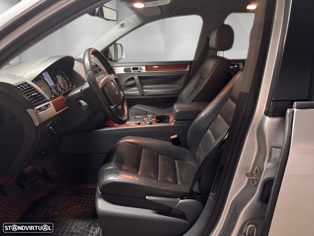VW Touareg 3.0 TDI V6 Tiptronic - 5