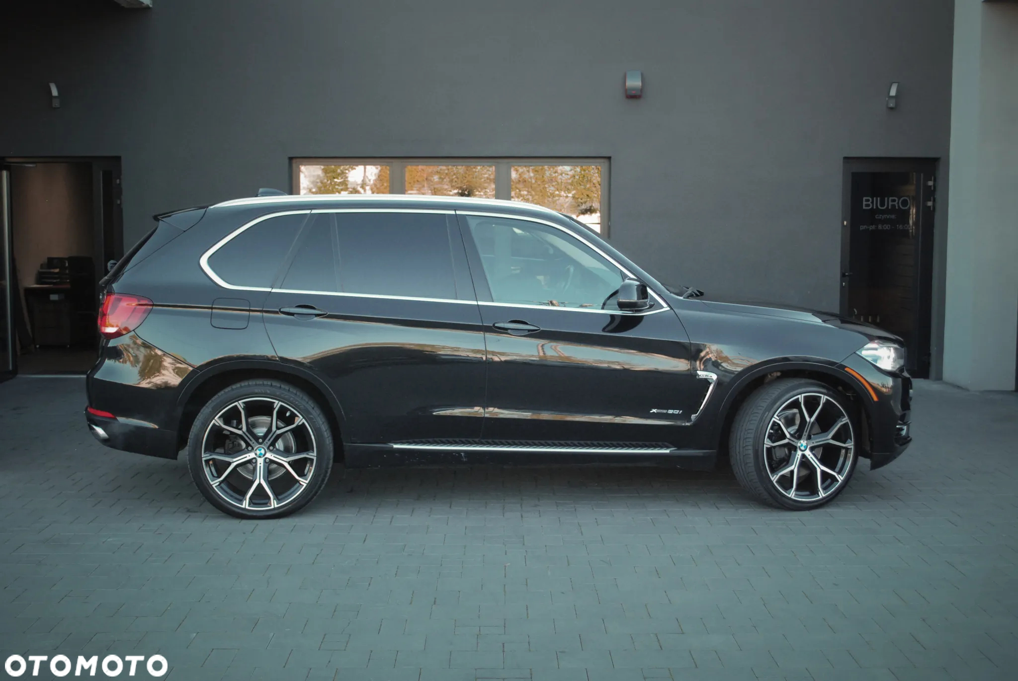 BMW X5 5.0i xDrive - 10