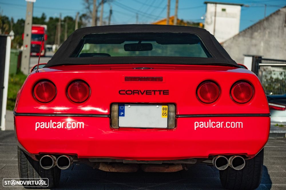 Chevrolet Corvette - 4