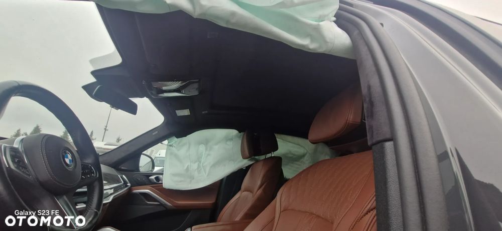 BMW X6 xDrive30d - 23