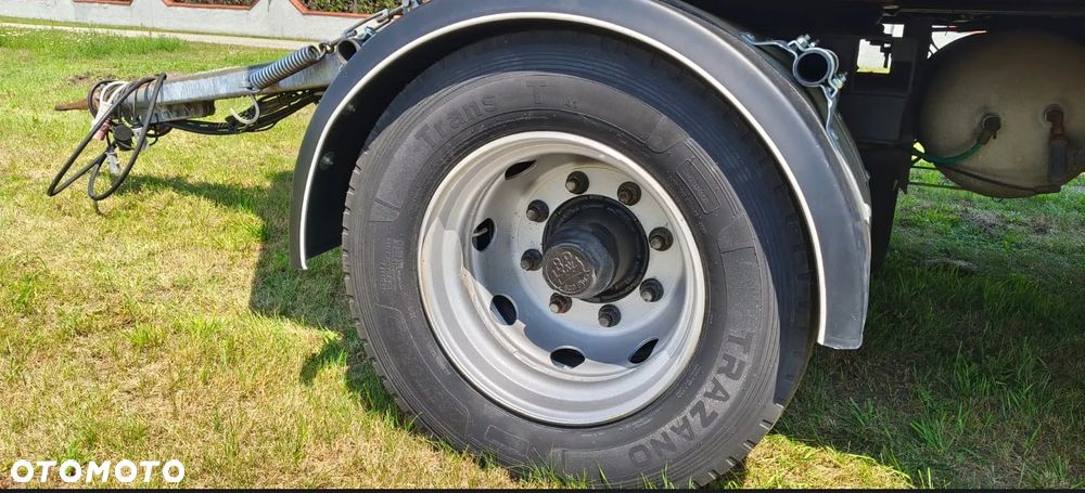 Pezzaioli RBA 32/TRZYOSIOWA PRZYCZEPA-2XBYDŁO,3X TRZODA/HYDRAULICZNIE PODNOSZONY DACH I PODŁOGI / OŚ ŚRODKOWA PODNOSZONA - 21