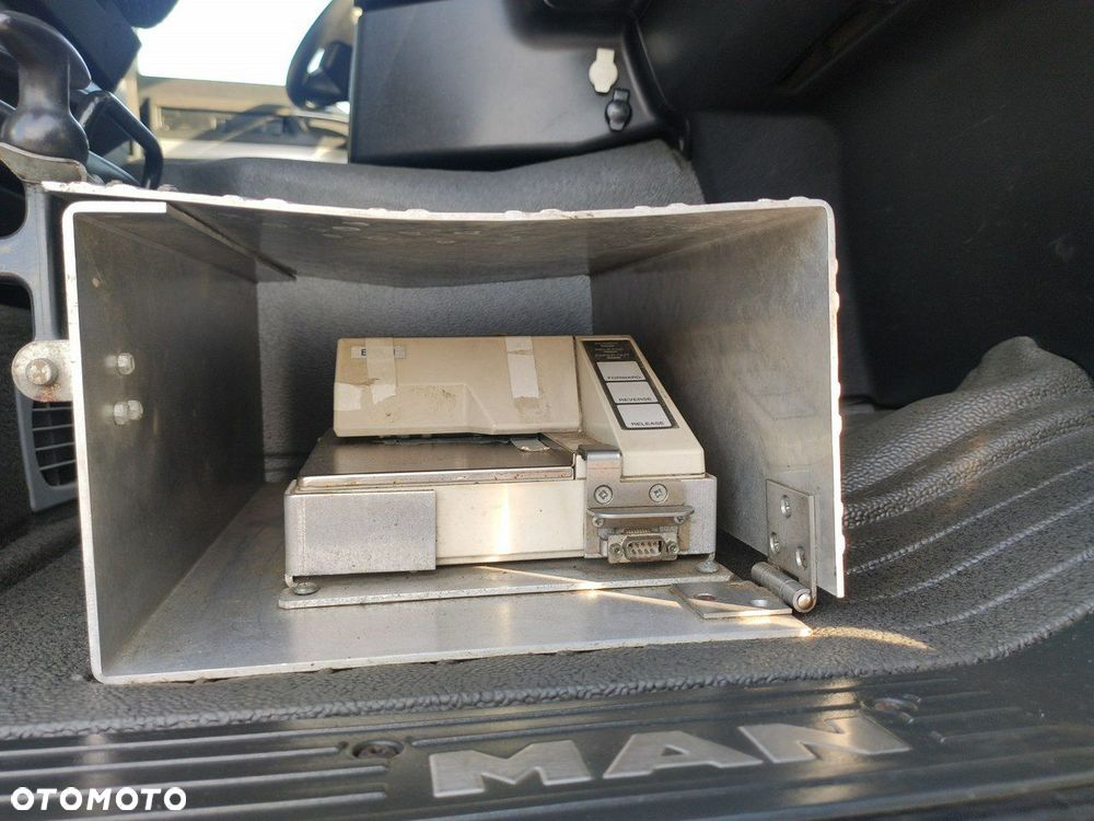 MAN TGA 26.400 Autocysterna z Dystrybucją Ważne TDT - 12