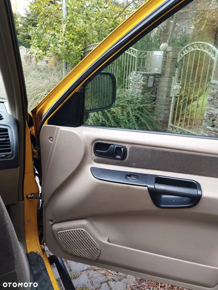 Nissan Terrano II 2.7 TDi Luxury - 27
