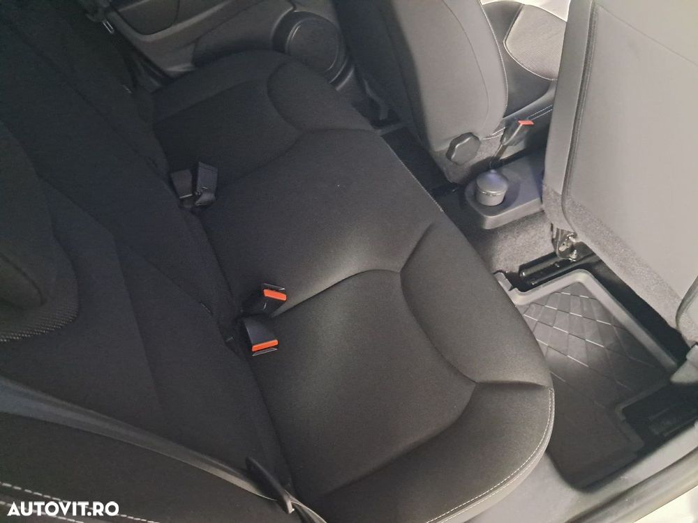 Renault Clio - 18