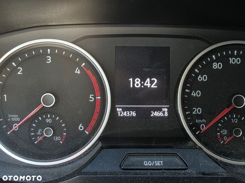 Volkswagen CRAFTER - 16