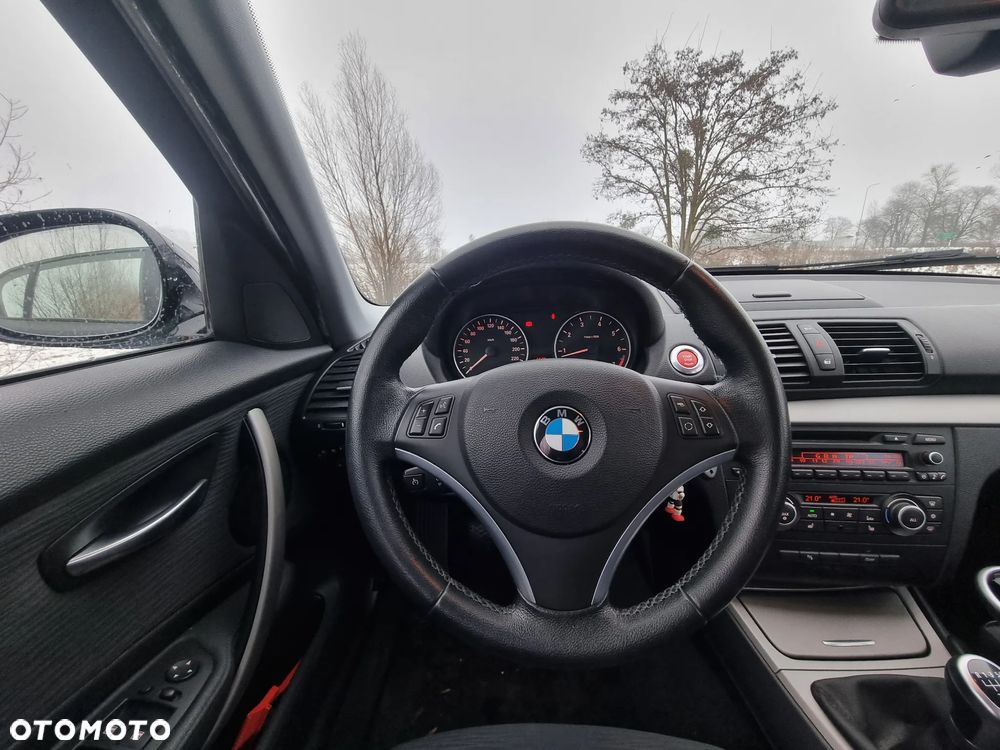 BMW Seria 1 116i Edition Sport - 27