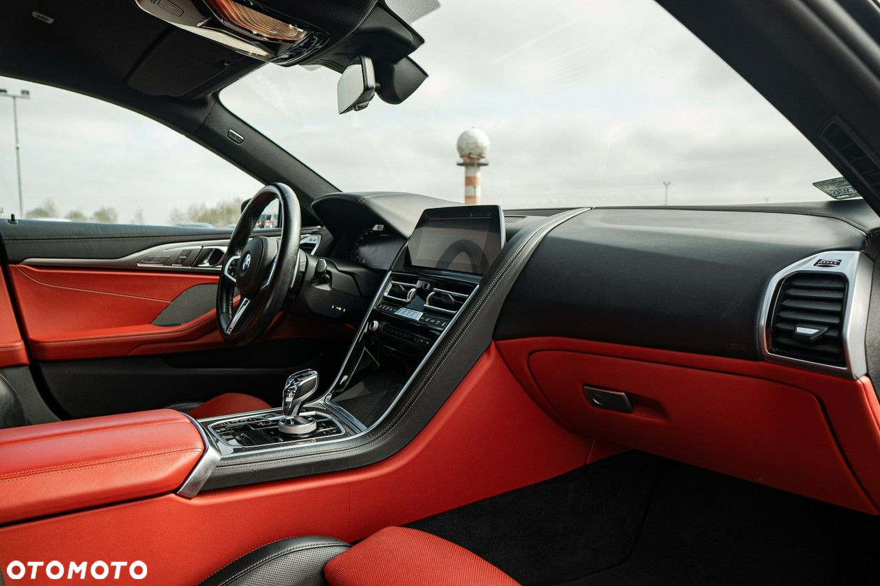 BMW Seria 8 M850i xDrive - 22