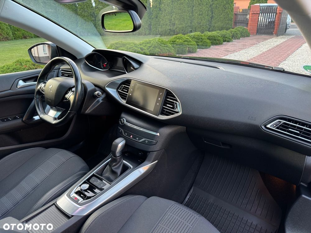 Peugeot 308 BlueHDi 150 EAT6 Stop & Start Allure - 17