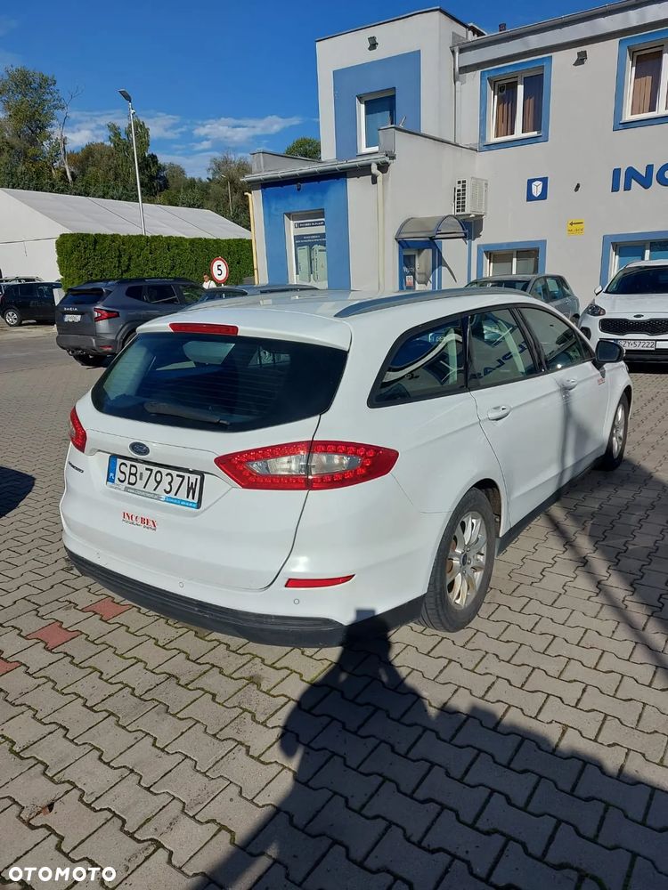 Ford Mondeo 2.0 TDCi Ambiente - 2