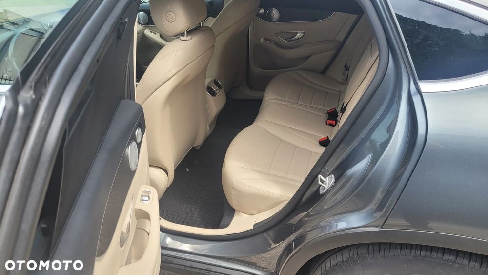 Mercedes-Benz GLC 220 d 4-Matic - 16