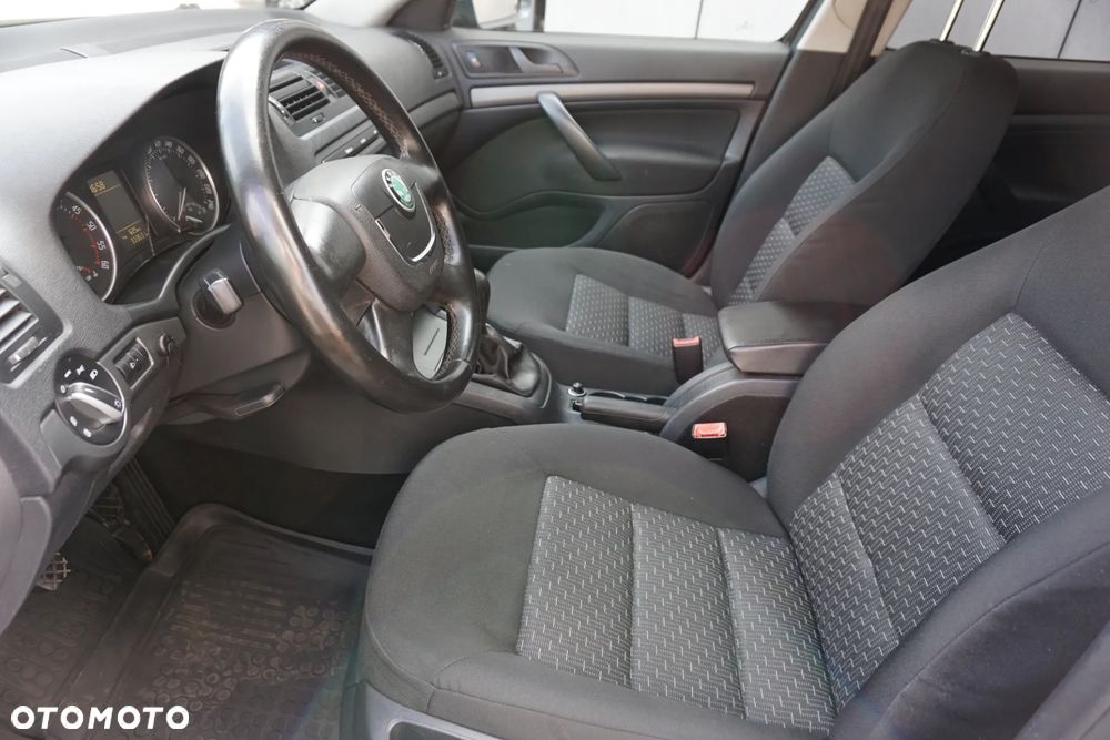 Skoda Octavia 1.9 TDI Ambiente - 8