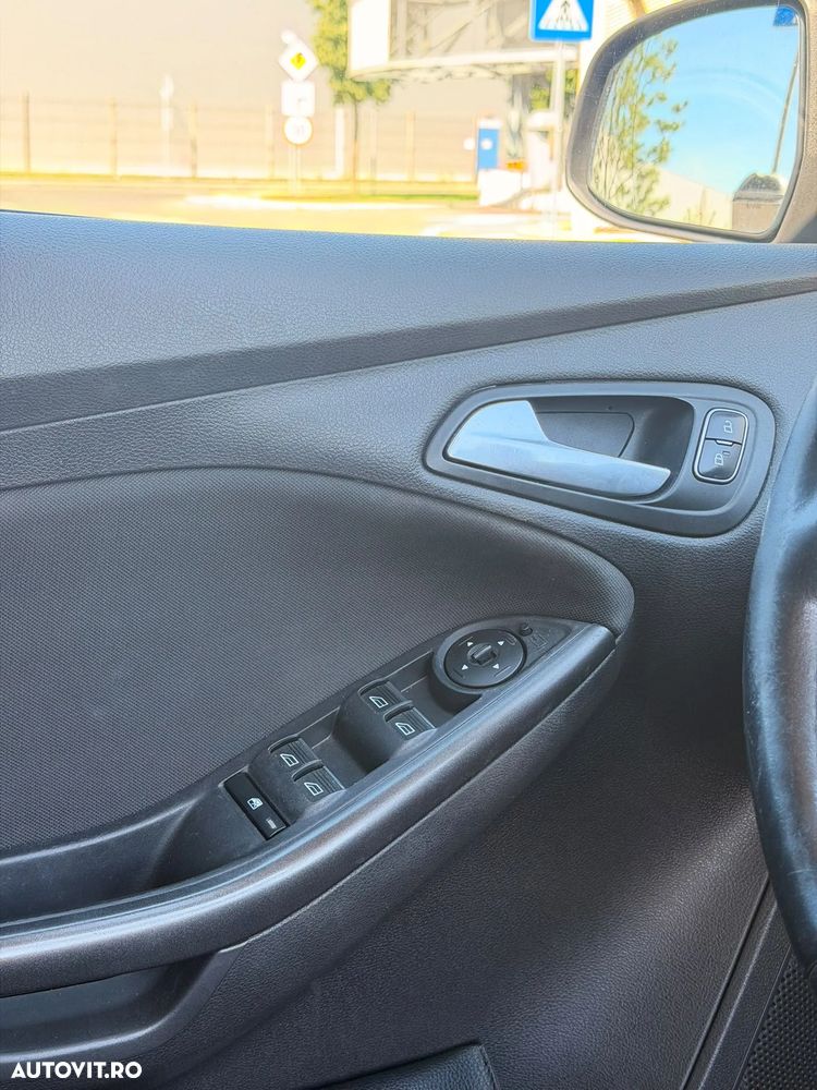 Ford Focus 1.5 TDCi Trend - 8