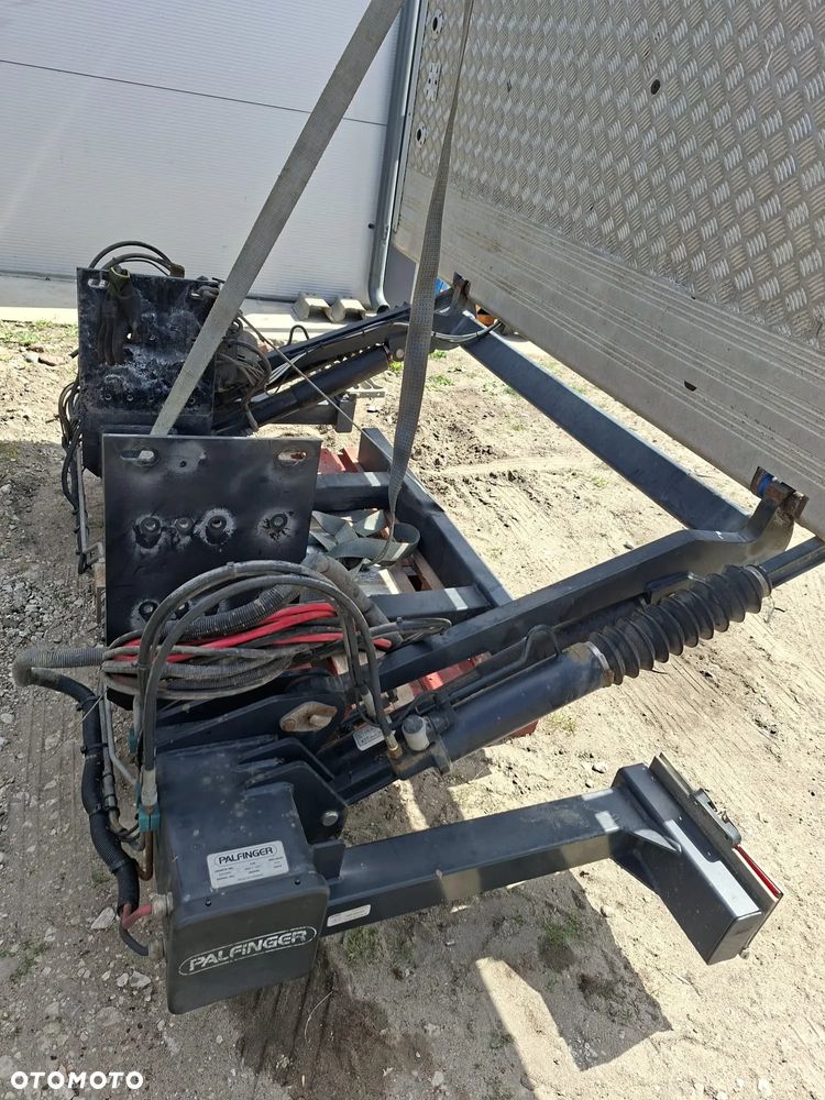 Mercedes-Benz ATEGO - 20