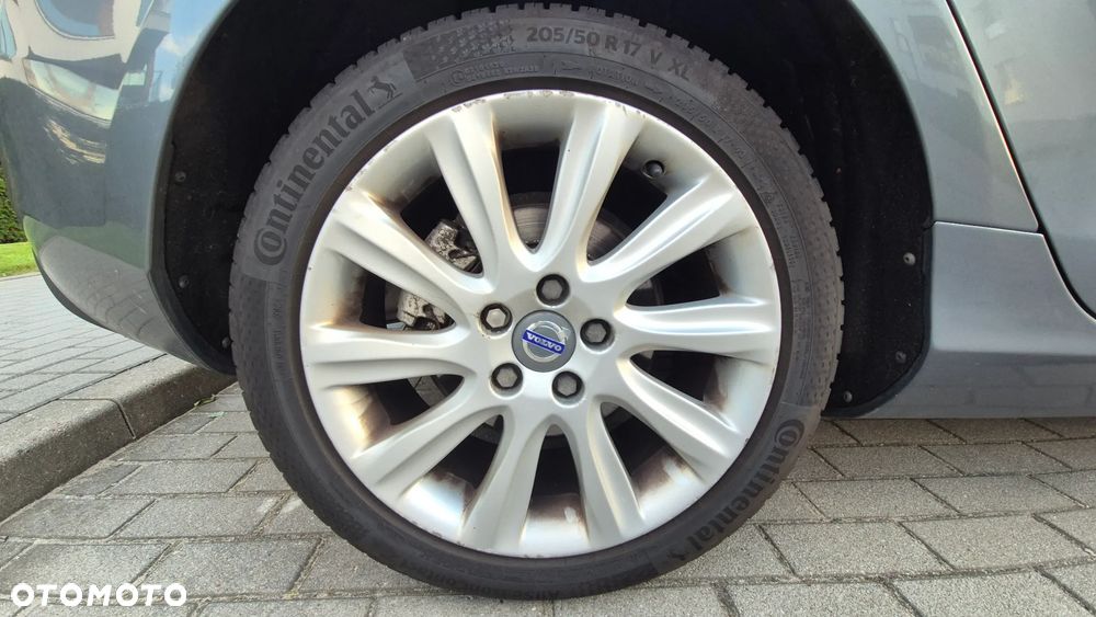 Volvo V40 T3 Drive-E Momentum - 34
