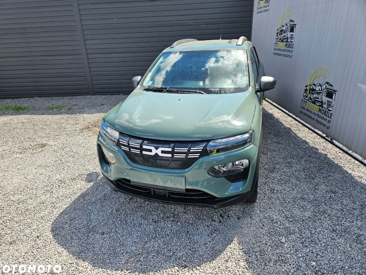 Dacia Spring - 4