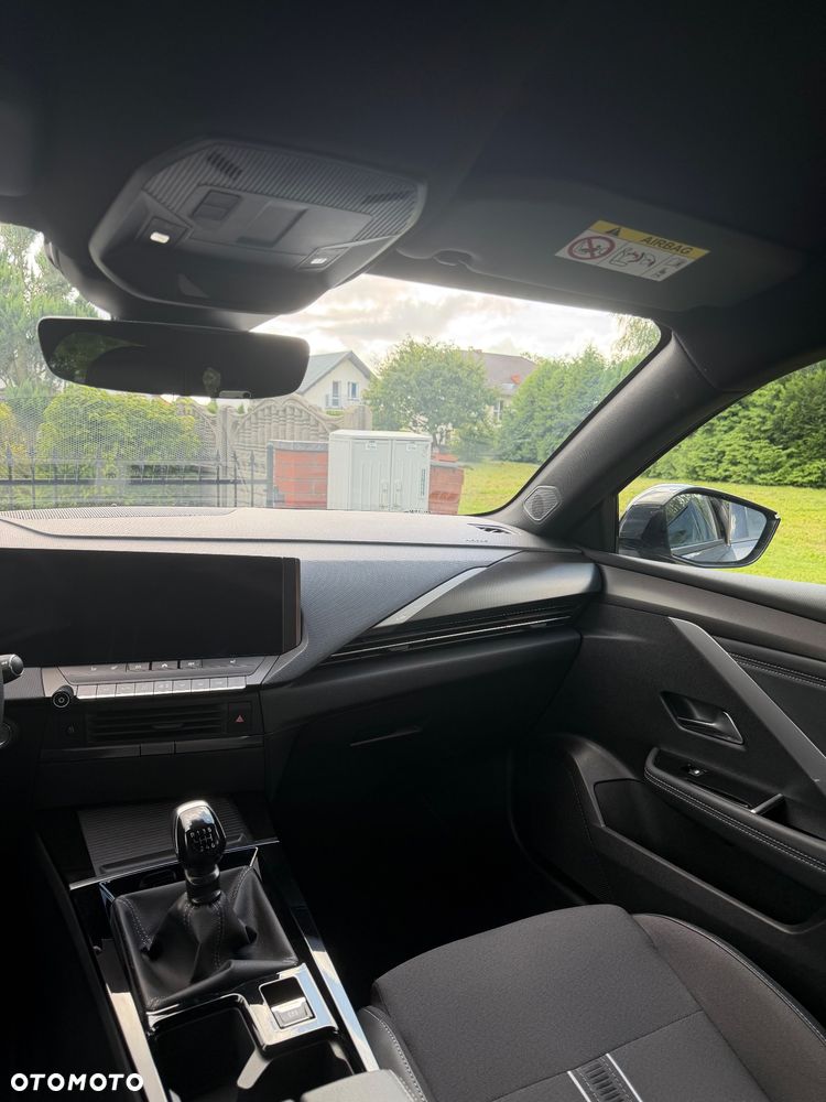 Opel Astra 1.2 Turbo GS Line - 15