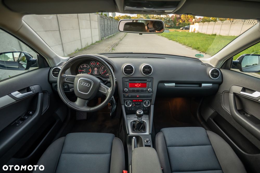 Audi A3 Sportback 2.0 TDI DPF Ambition - 27