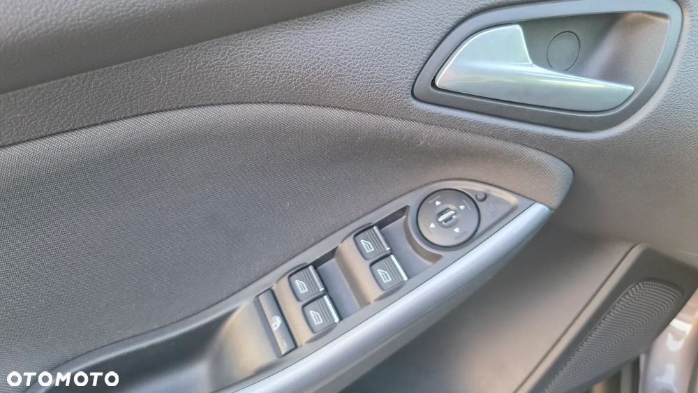 Ford Focus 1.6 EcoBoost Start-Stopp-System Titanium - 23